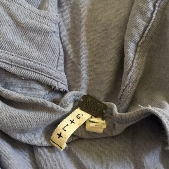 Top - Picture 2 of 6